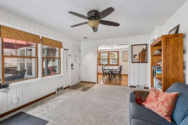 1265 Schletti Street, Saint Paul, MN 55117