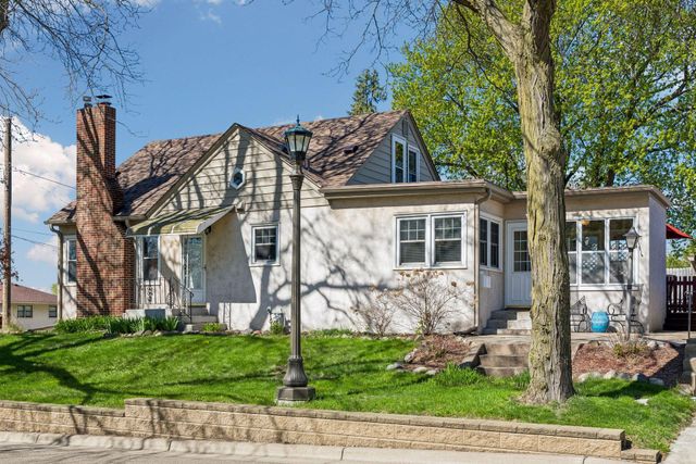 1265 Schletti Street, Saint Paul, MN 55117