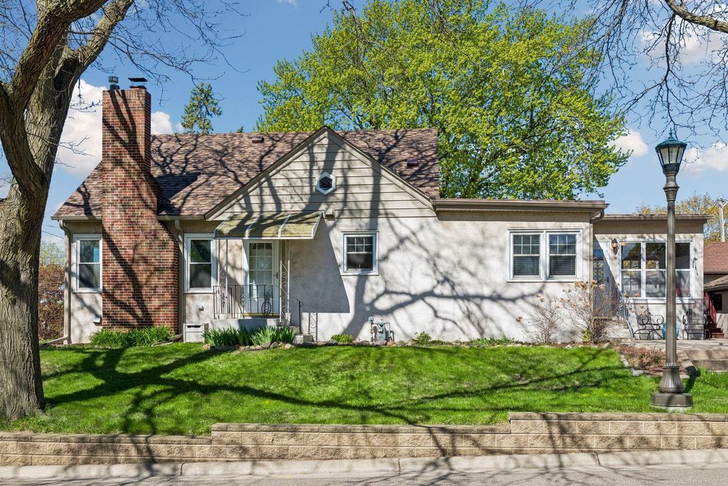 1265 Schletti Street, Saint Paul, MN 55117