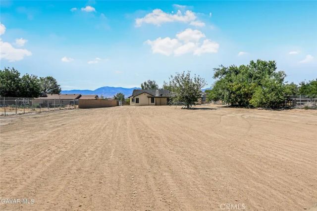 16815 Jubilee Trail, Palmdale, CA 93591