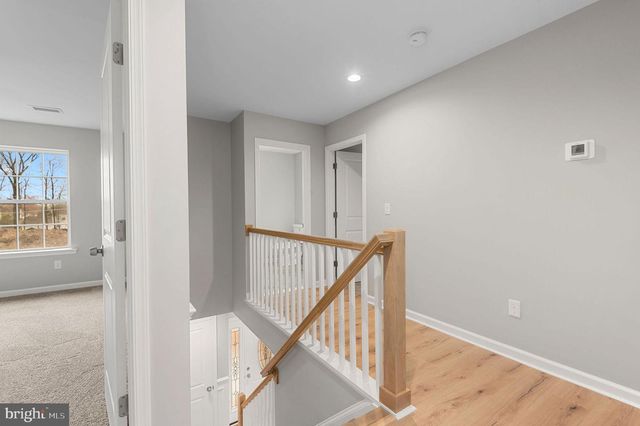 2498 OGDEN AVE, Bensalem, PA 19020
