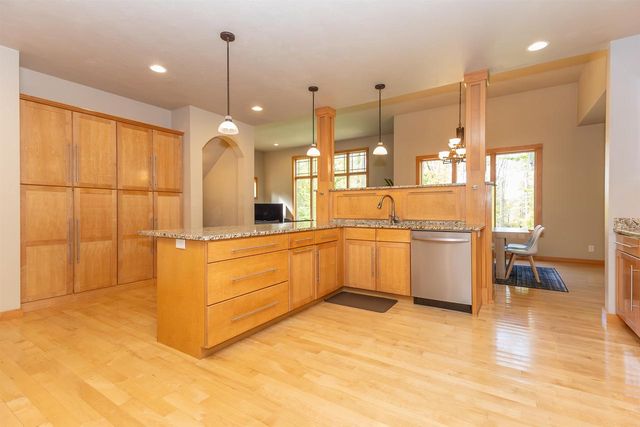 N1499 FOREST GLEN DRIVE, Greenville, WI 54942