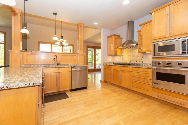 N1499 FOREST GLEN DRIVE, Greenville, WI 54942