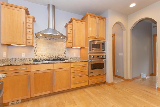 N1499 FOREST GLEN DRIVE, Greenville, WI 54942