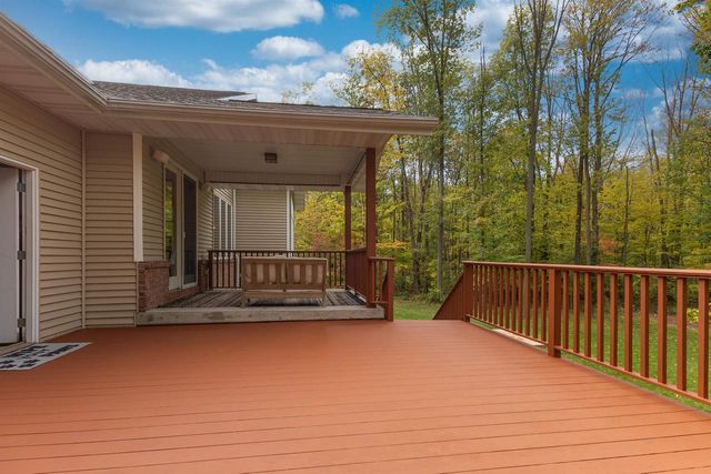 N1499 FOREST GLEN DRIVE, Greenville, WI 54942
