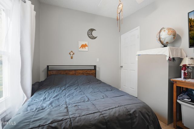 3311 Rebecca Road, Big Stone Gap, VA 24219