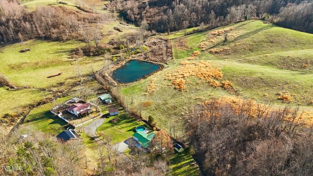 3311 Rebecca Road, Big Stone Gap, VA 24219