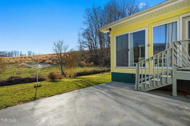 3311 Rebecca Road, Big Stone Gap, VA 24219