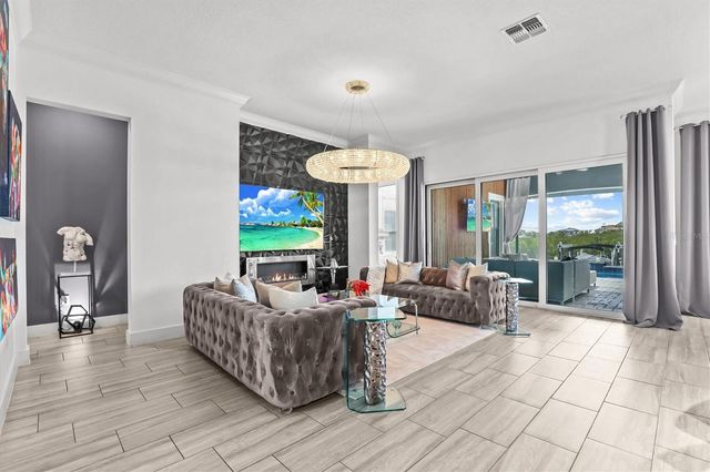 916 SEAGRAPE DRIVE, Ruskin, FL 33570