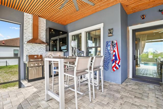 916 SEAGRAPE DRIVE, Ruskin, FL 33570