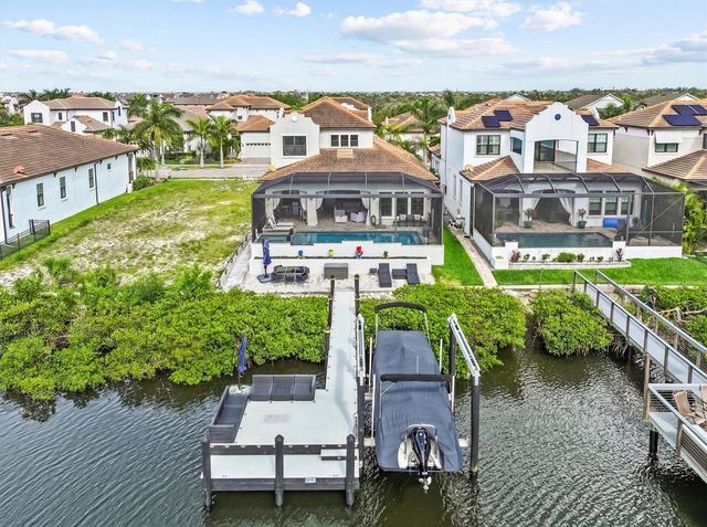 916 SEAGRAPE DRIVE, Ruskin, FL 33570