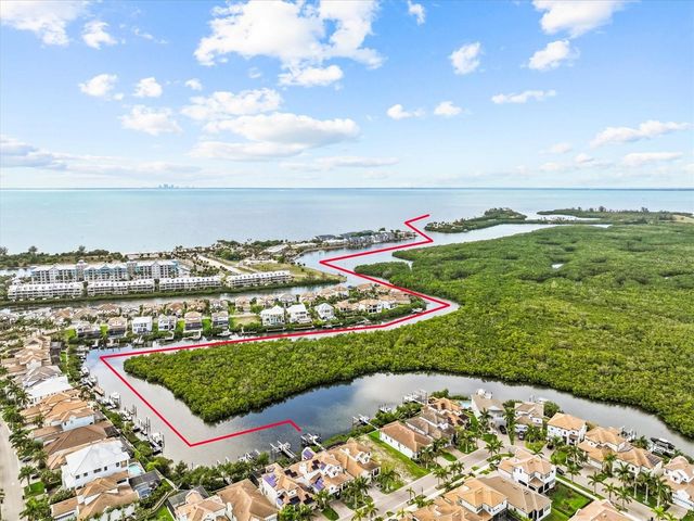 916 SEAGRAPE DRIVE, Ruskin, FL 33570