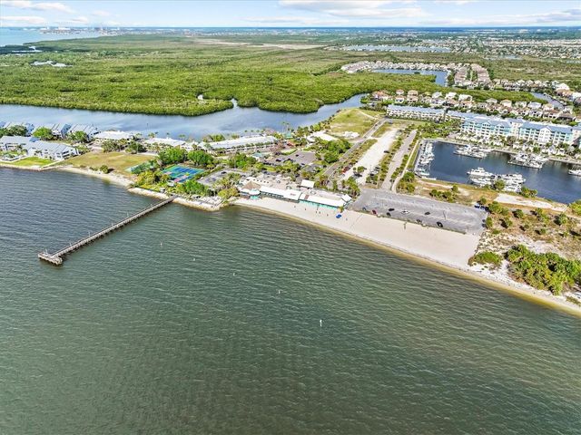 916 SEAGRAPE DRIVE, Ruskin, FL 33570