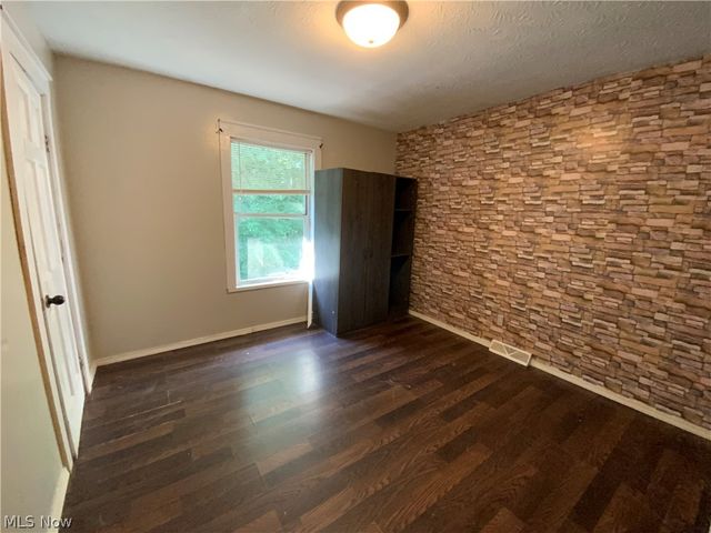 1403 Faulk Avenue, East Liverpool, OH 43920
