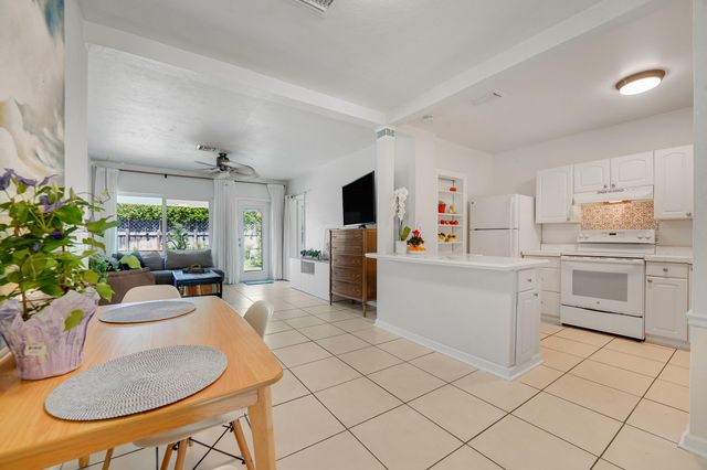 1236 NE 13th Avenue, Fort Lauderdale, FL 33304