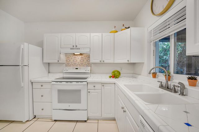 1236 NE 13th Avenue, Fort Lauderdale, FL 33304