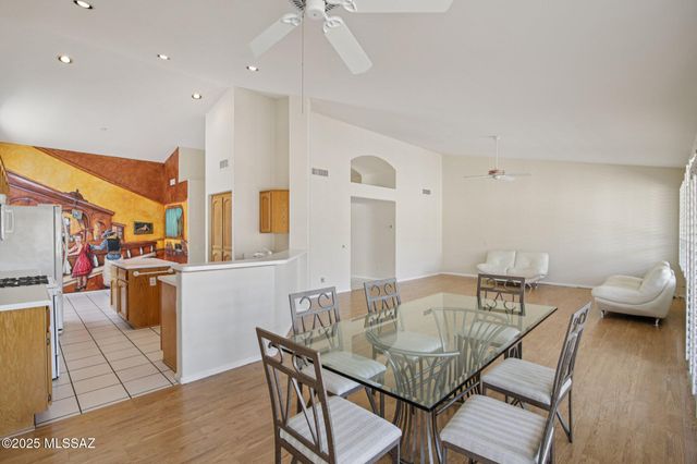 35890 S Mesa Ridge Drive, Tucson, AZ 85739