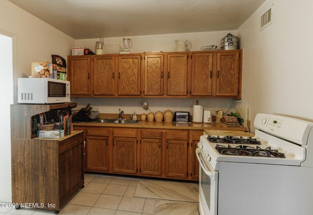 420 11TH Street S, Jacksonville Beach, FL 32250