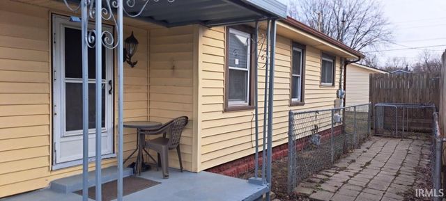 907 W 14Th Street, Muncie, IN 47302