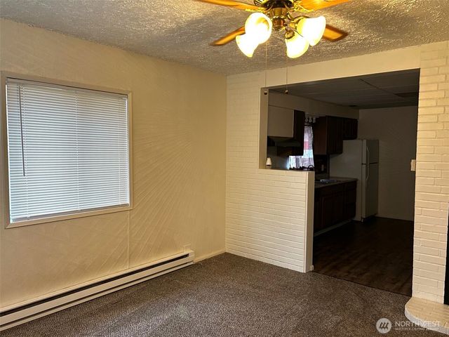 537 16th, Longview, WA 98632