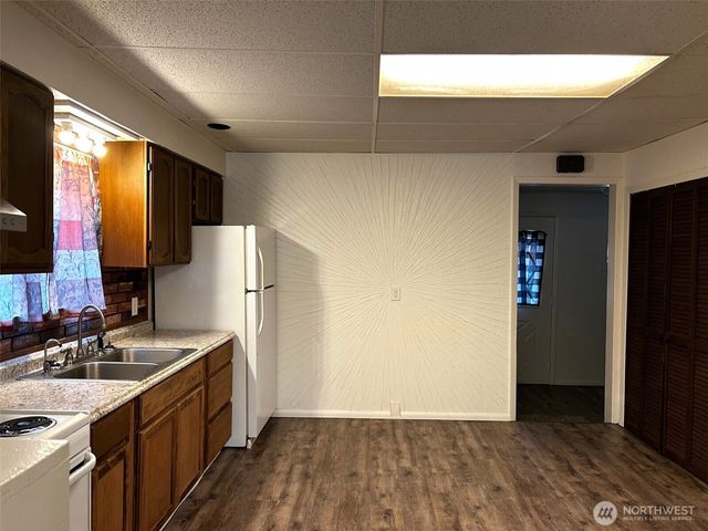 537 16th, Longview, WA 98632