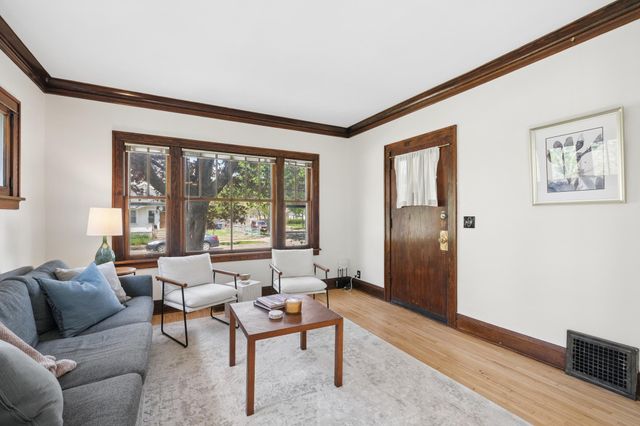 3901 16th Avenue S, Minneapolis, MN 55407