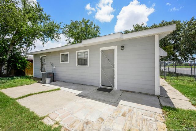 4935 Eldridge, San Antonio, TX 78237