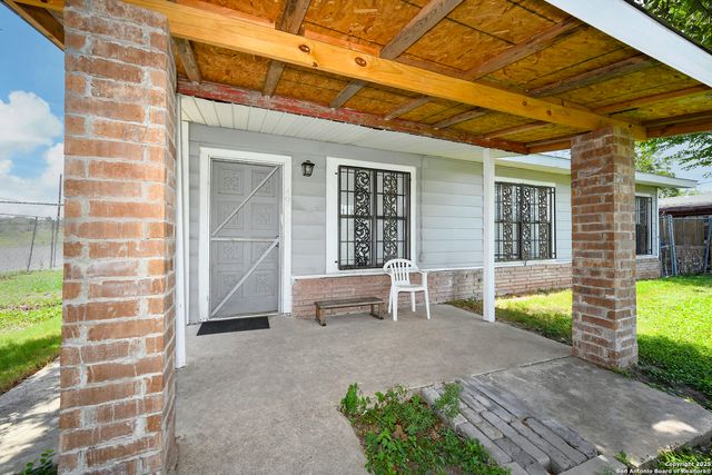 4935 Eldridge, San Antonio, TX 78237