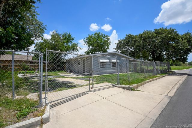 4935 Eldridge, San Antonio, TX 78237