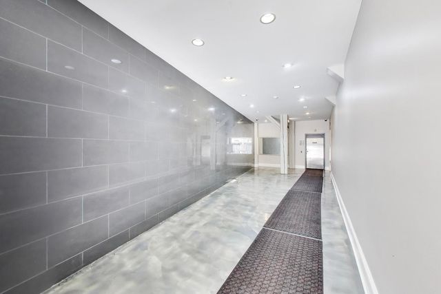 1760 W Wrightwood Avenue 102, Chicago, IL 60614