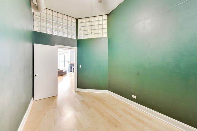 1760 W Wrightwood Avenue 102, Chicago, IL 60614