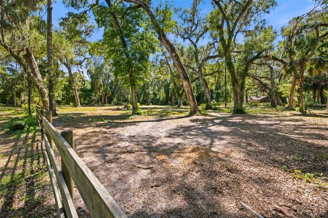 14000 NE 47TH AVENUE, Anthony, FL 32617