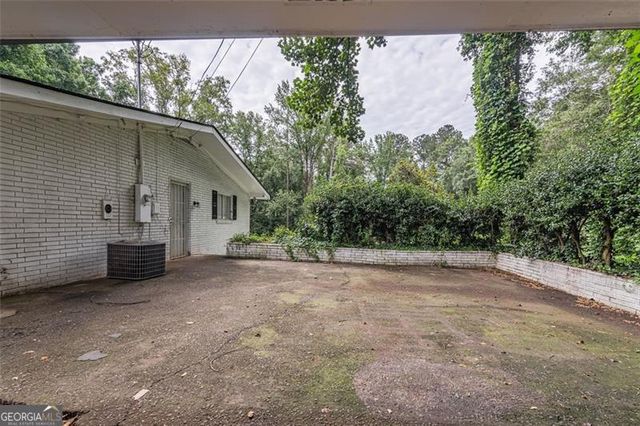 8035 ROCKBRIDGE Road, Lithonia, GA 30058