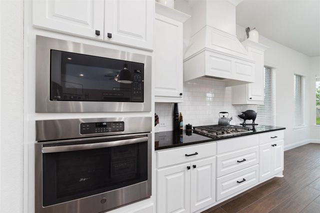 58 Botanical Vista Drive, Tomball, TX 77375