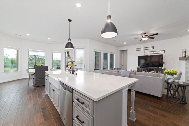 58 Botanical Vista Drive, Tomball, TX 77375