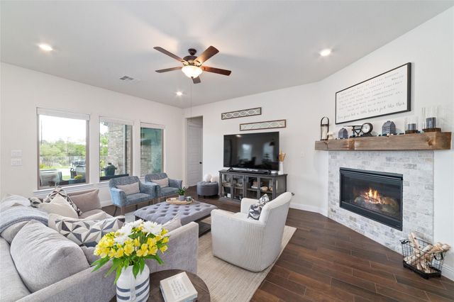 58 Botanical Vista Drive, Tomball, TX 77375