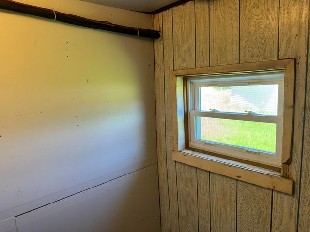 240 S Cass, Mecosta Twp, MI 49332