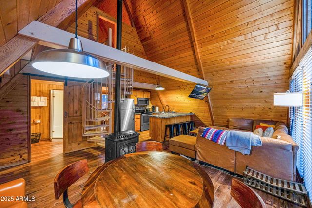 820 E CARIBOU Road, Munds Park, AZ 86017