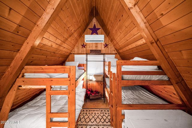 820 E CARIBOU Road, Munds Park, AZ 86017