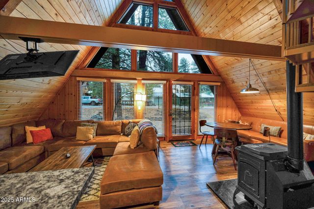 820 E CARIBOU Road, Munds Park, AZ 86017