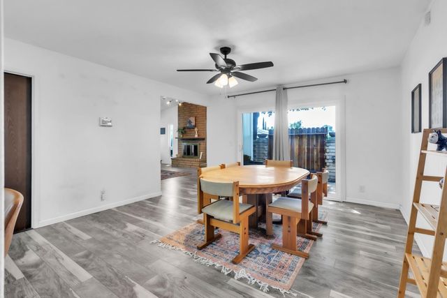 8079 La Riviera Dr, Sacramento, CA 95826
