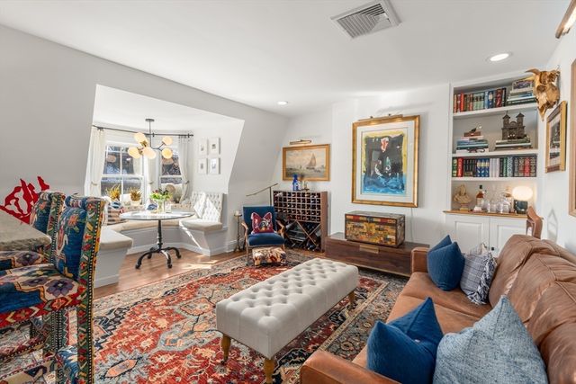 13 Upton St 6, Boston, MA 02118