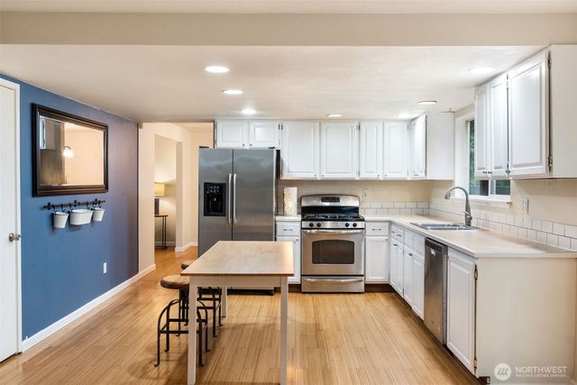 6328 Tralee Drive NW, Olympia, WA 98502