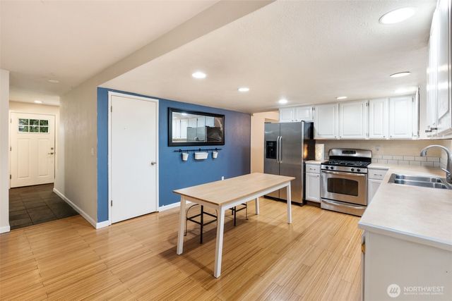 6328 Tralee Drive NW, Olympia, WA 98502