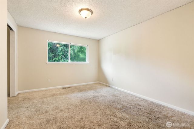 6328 Tralee Drive NW, Olympia, WA 98502