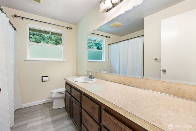 6328 Tralee Drive NW, Olympia, WA 98502