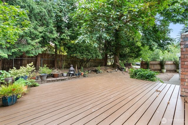 6328 Tralee Drive NW, Olympia, WA 98502