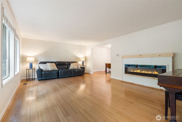 6328 Tralee Drive NW, Olympia, WA 98502