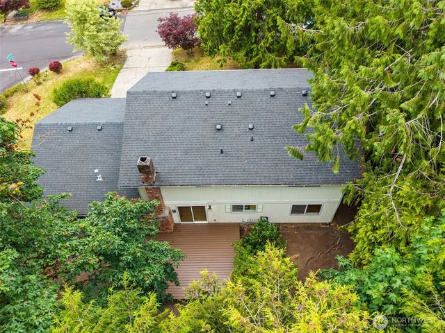 6328 Tralee Drive NW, Olympia, WA 98502