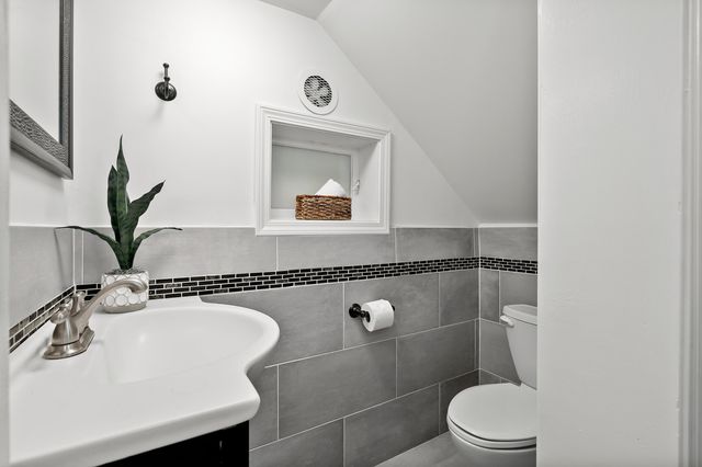 115 Monroe Street, Kalamazoo, MI 49006